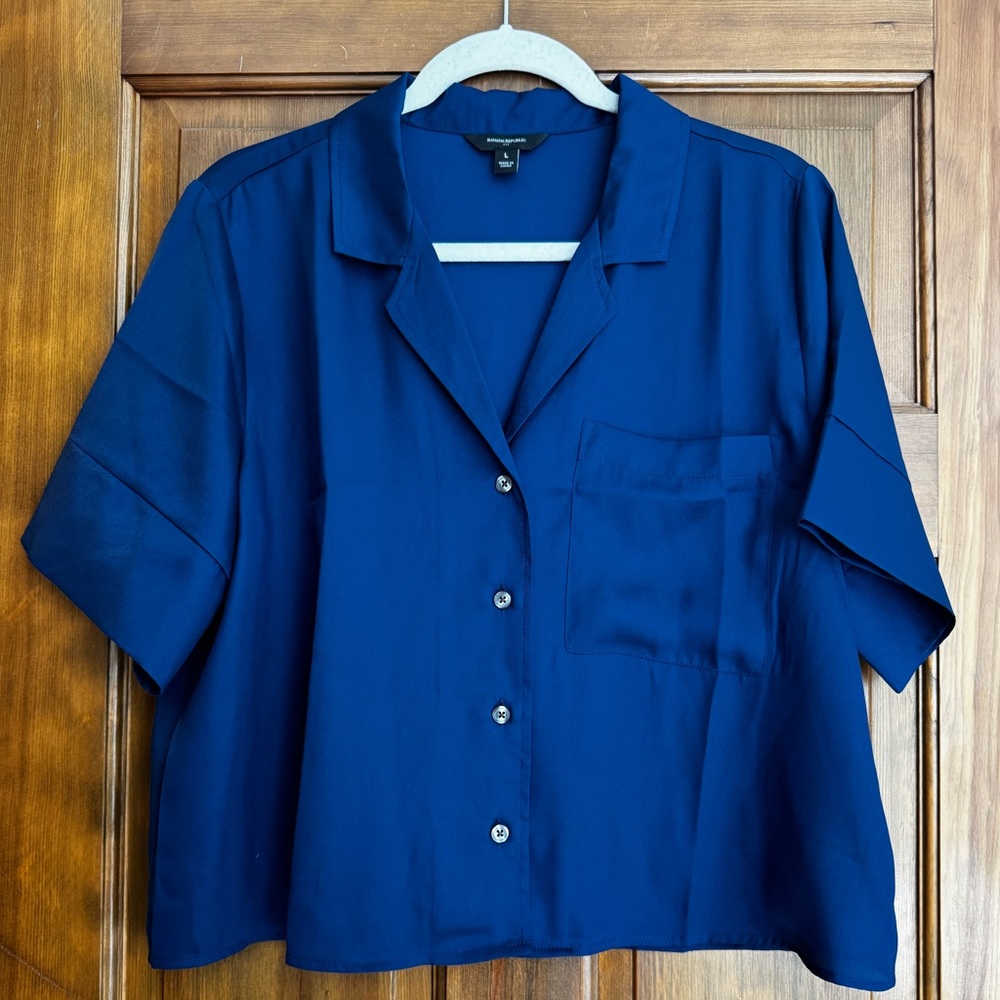 Banana Republic Blue Boxy Crop Button Down Shirt